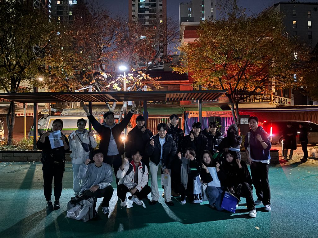 도전스쿨 수강생 · 동대문투어 단체 사진